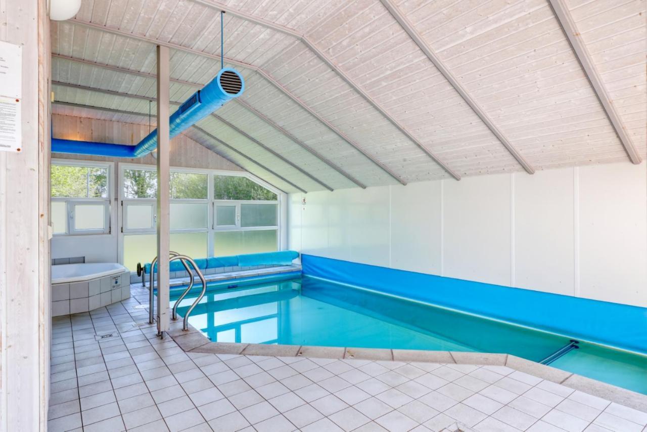 Kranich Poolferienhaus Hohendorf (Nordvorpommern) Exterior foto